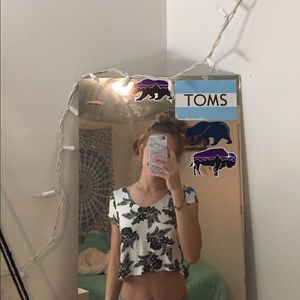 crop top
